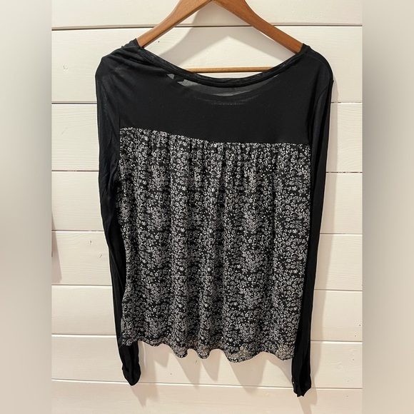 Lightweight black Scotch & Soda top with a flowing floral back, size M - Picture 7 of 10